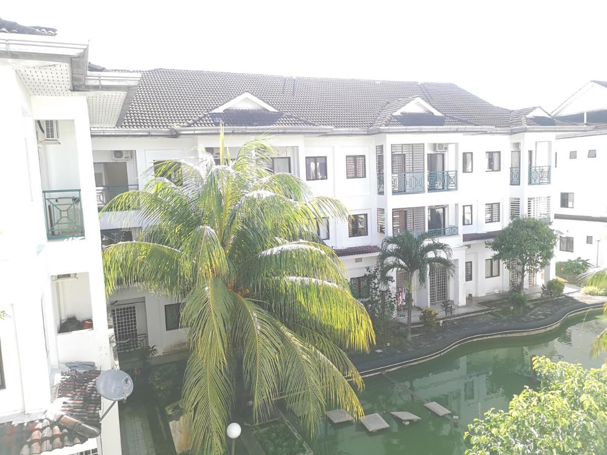 Polo Park Near Mid Valley Southkey Pangsapuri